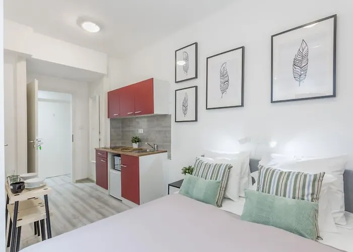 Modern Cozy Studio At The Center